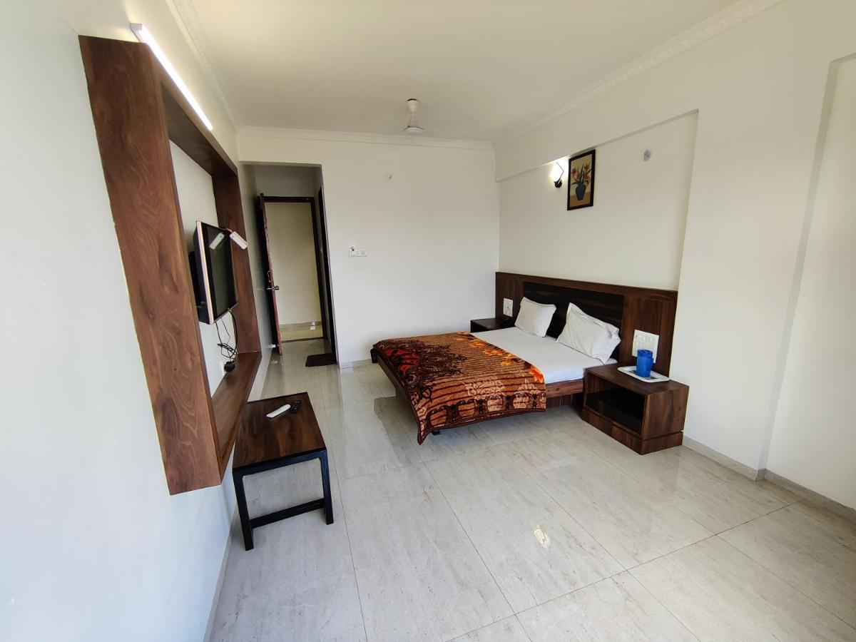 Hotel Sai Ssl Ширди Экстерьер фото
